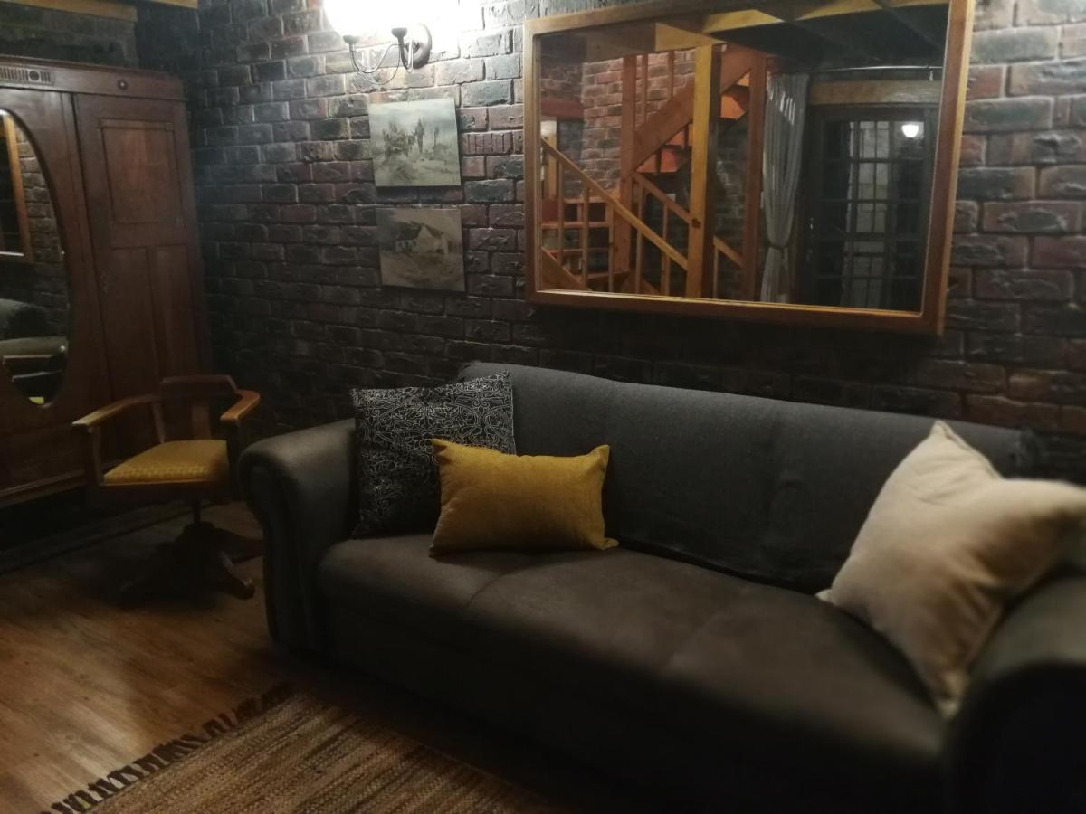 Clarens Cottages 外观 照片
