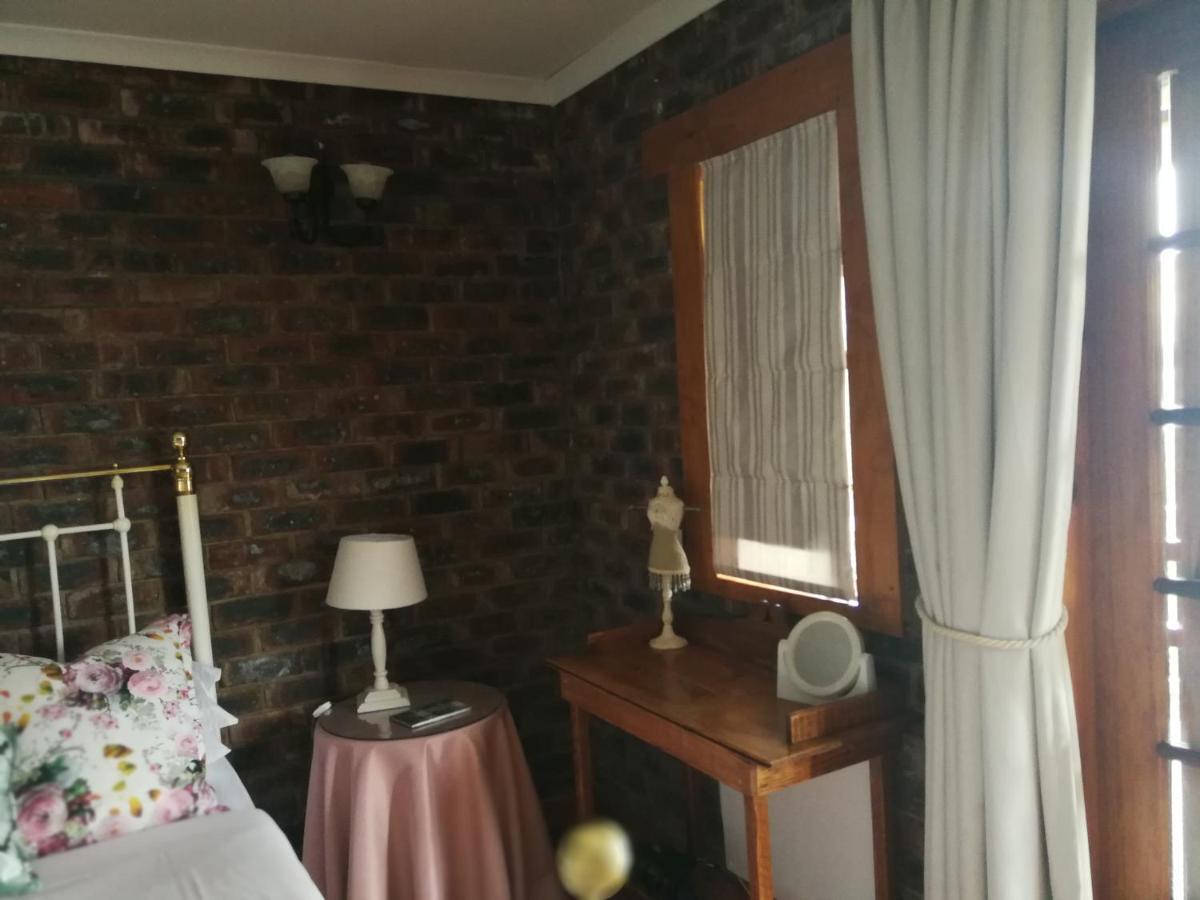 Clarens Cottages 外观 照片