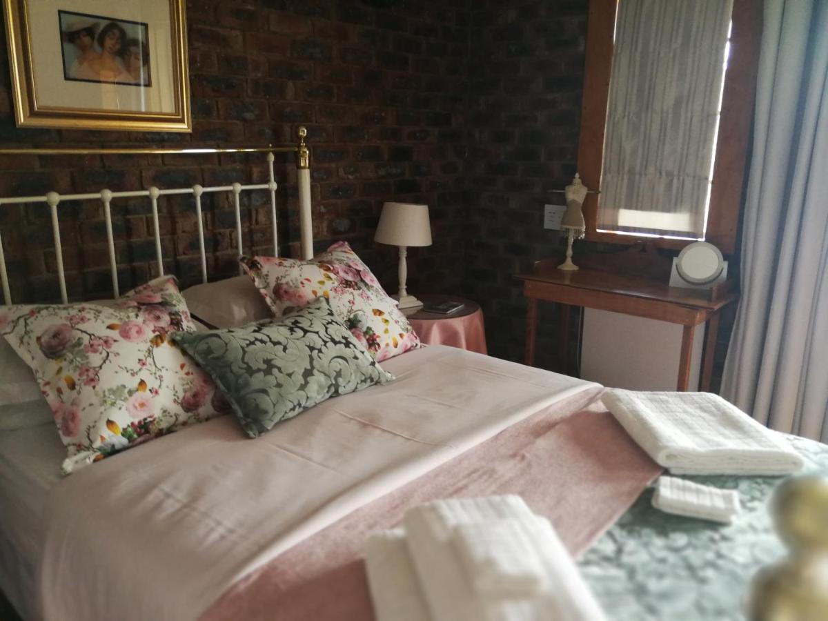Clarens Cottages 外观 照片